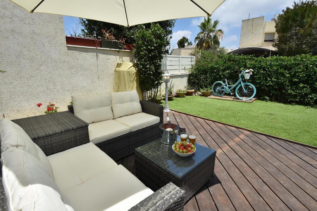 Lisaz Apartment Kefar Weradim Екстериор снимка
